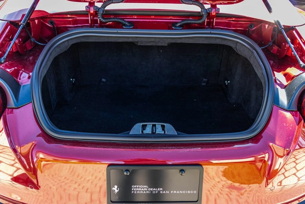 2022 Ferrari 812 GTS - Image 23 of 31