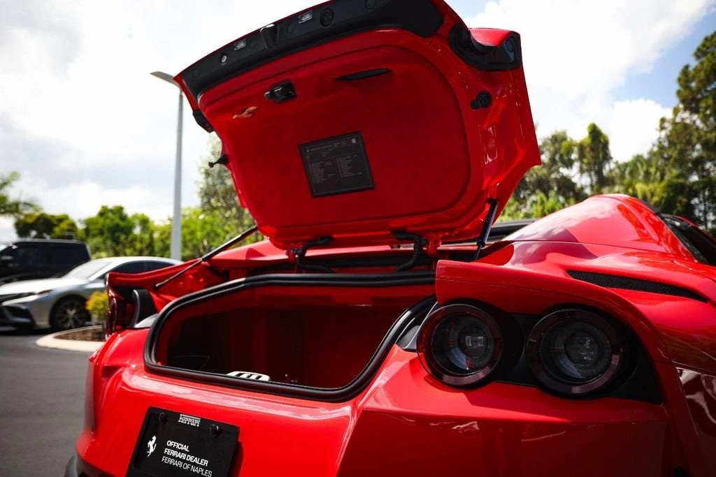 2022 Ferrari 812 GTS - Image 25 of 31