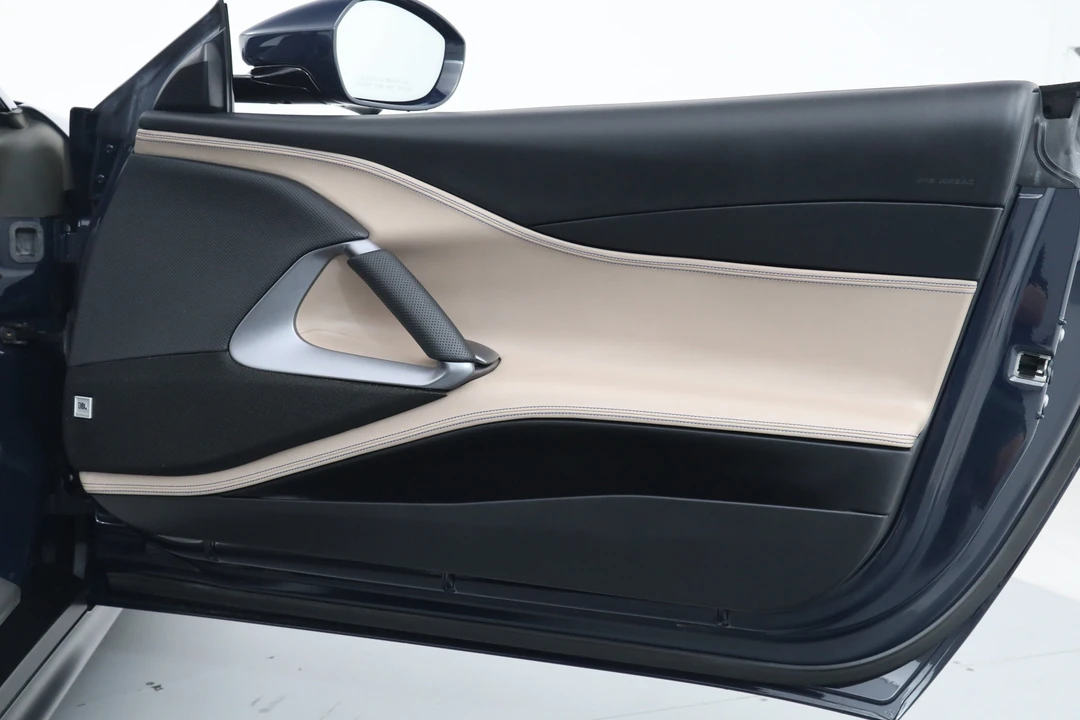 2022 Ferrari 812 GTS - Image 20 of 31