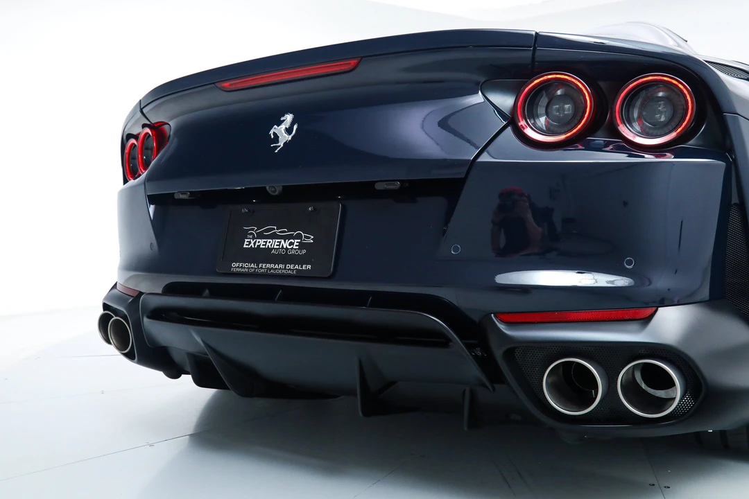 2022 Ferrari 812 GTS - Image 19 of 31