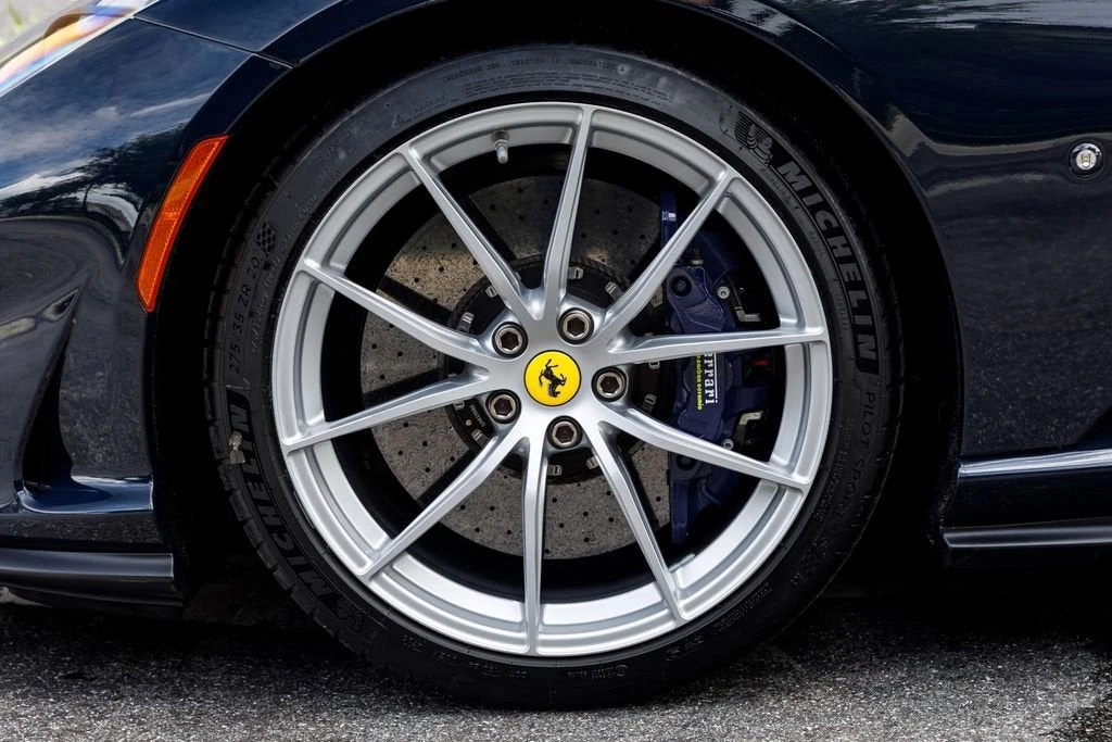 2022 Ferrari 812 GTS - Image 15 of 31