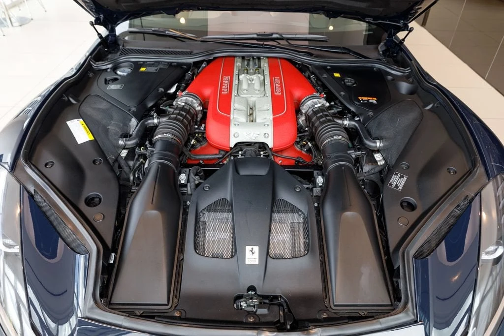 2022 Ferrari 812 GTS - Image 23 of 31