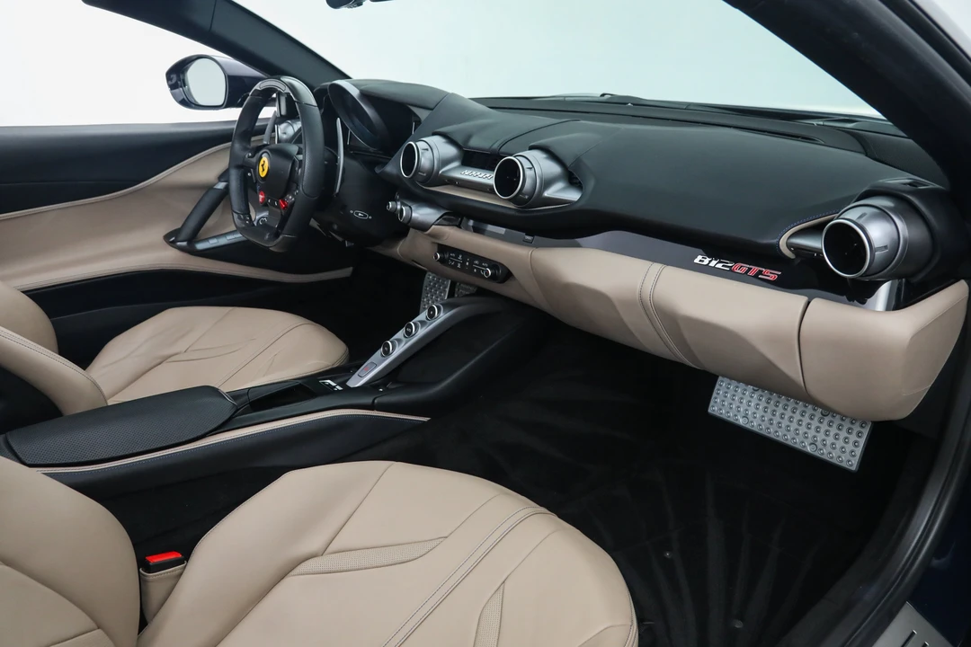 2022 Ferrari 812 GTS - Image 21 of 31