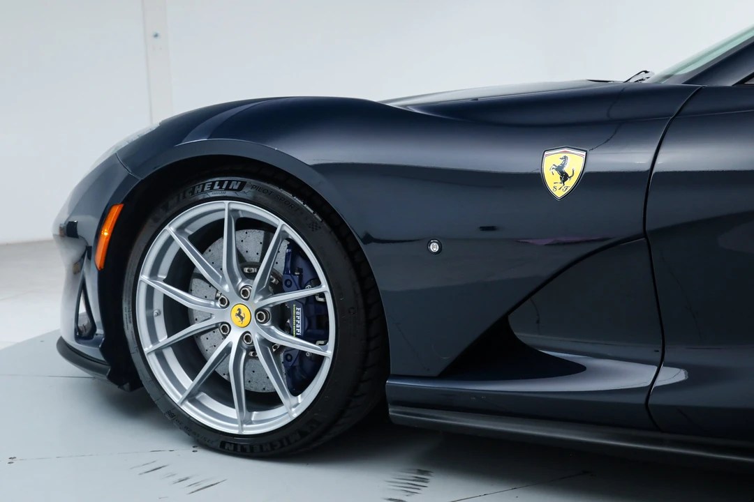 2022 Ferrari 812 GTS - Image 17 of 31
