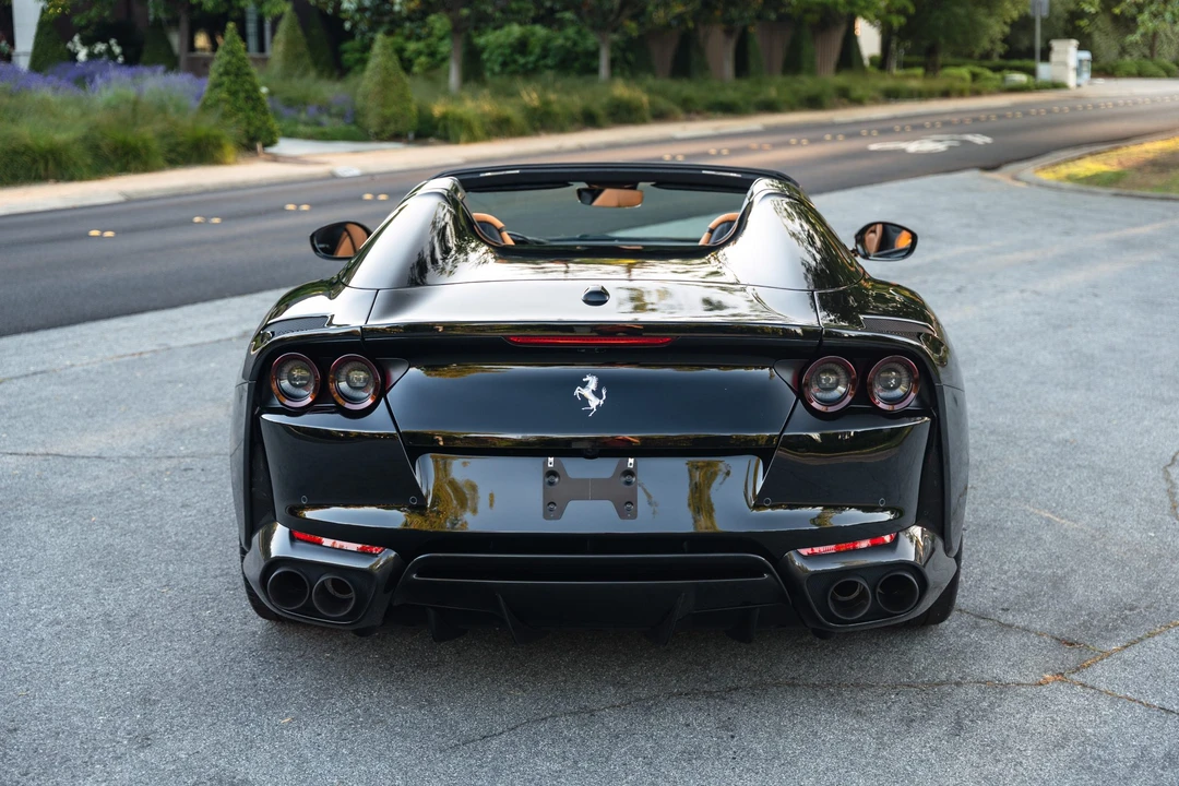 2022 Ferrari 812 GTS - Image 10 of 31
