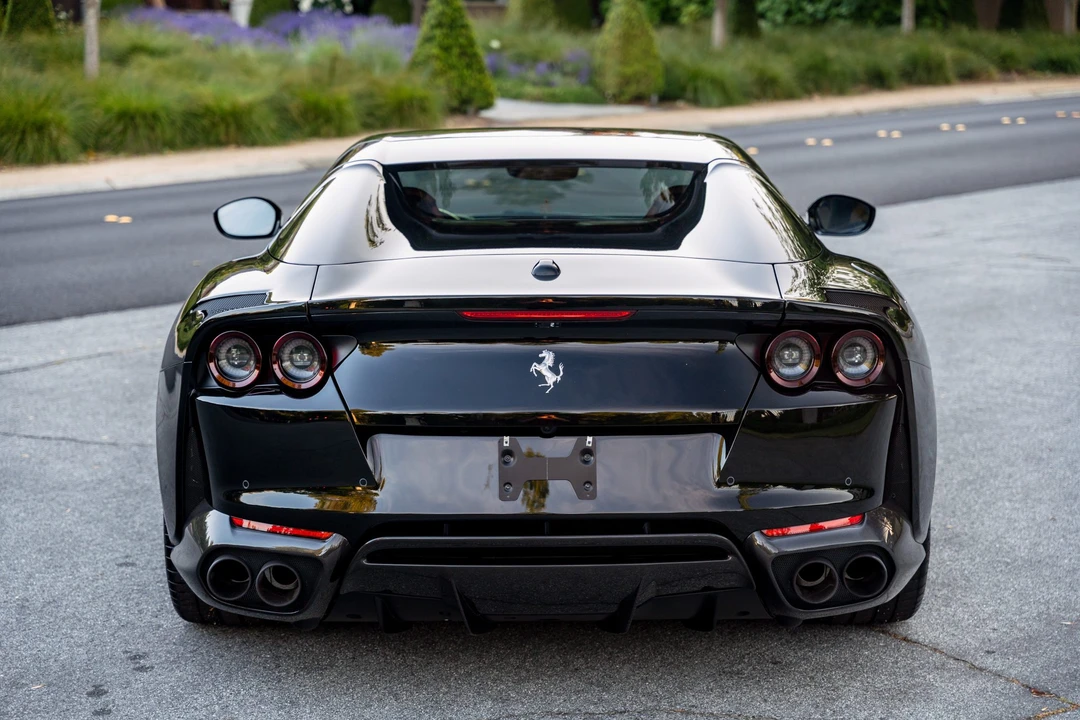 2022 Ferrari 812 GTS - Image 26 of 31