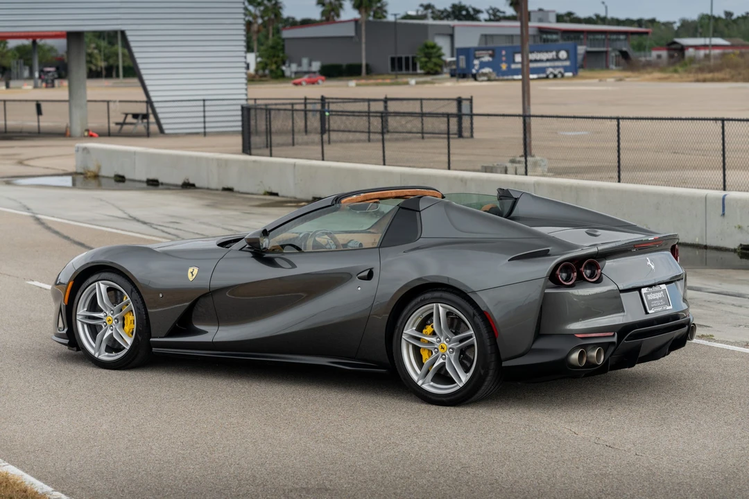2022 Ferrari 812 GTS - Image 26 of 31