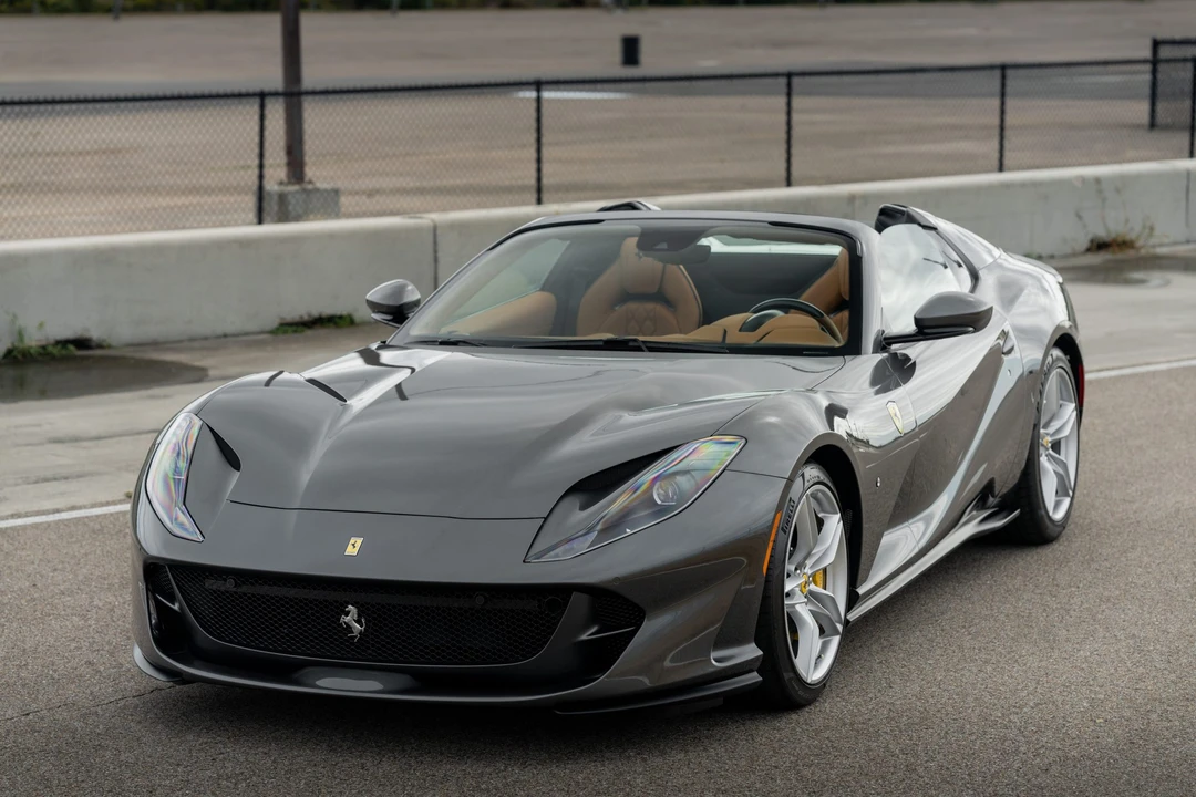 2022 Ferrari 812 GTS - Image 15 of 31