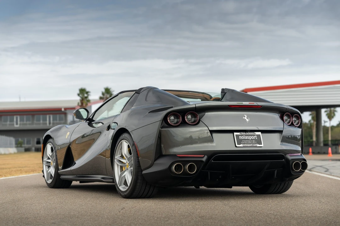 2022 Ferrari 812 GTS - Image 29 of 31