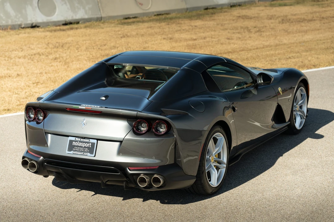 2022 Ferrari 812 GTS - Image 8 of 31