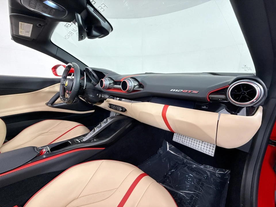 2022 Ferrari 812 GTS - Image 24 of 29