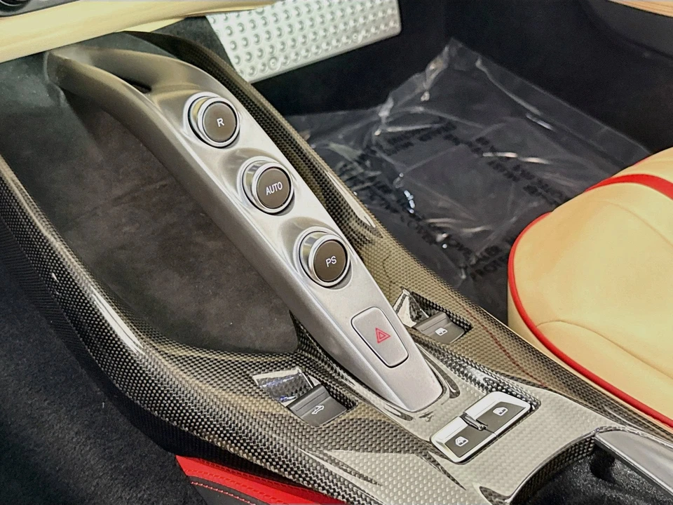 2022 Ferrari 812 GTS - Image 15 of 29