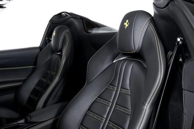 2022 Ferrari 812 GTS - Image 22 of 31
