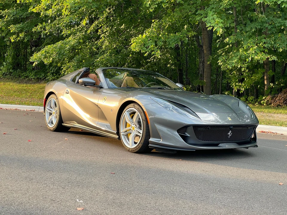 2022 Ferrari 812 GTS - Image 4 of 31