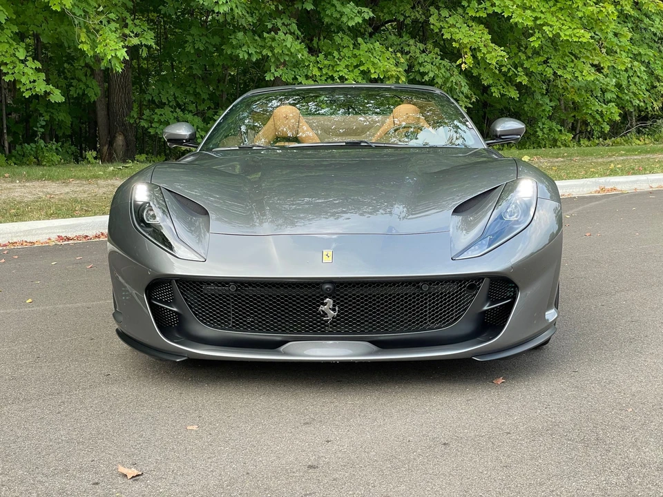 2022 Ferrari 812 GTS - Image 27 of 31