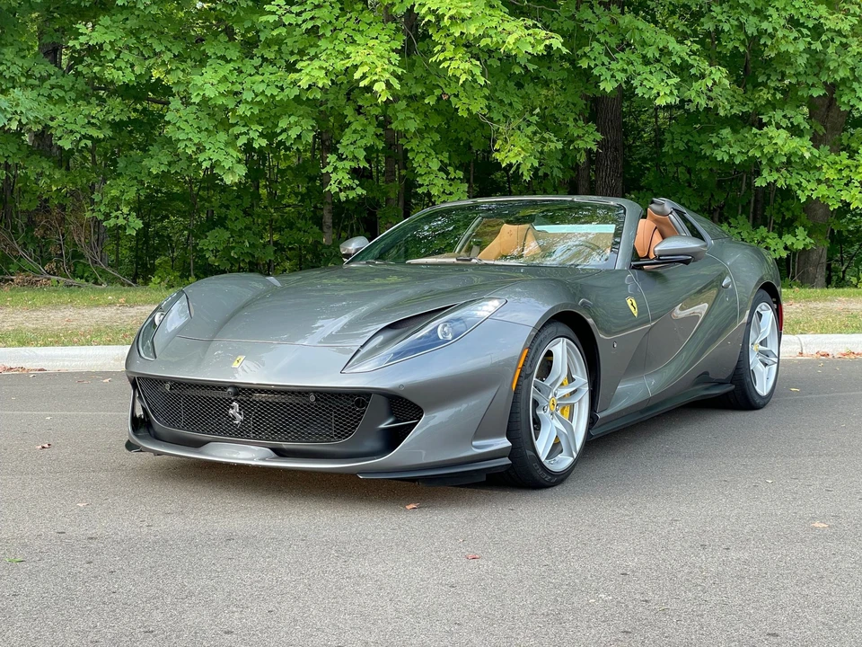 2022 Ferrari 812 GTS - Image 25 of 31