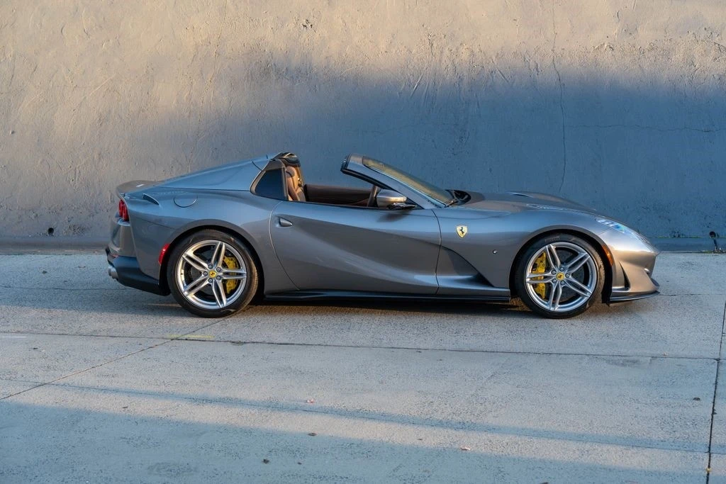2022 Ferrari 812 GTS - Image 10 of 21