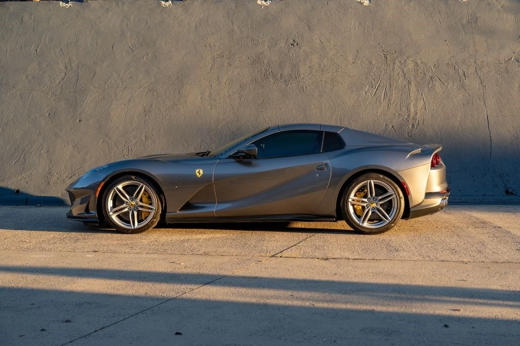 2022 Ferrari 812 GTS - Image 5 of 21