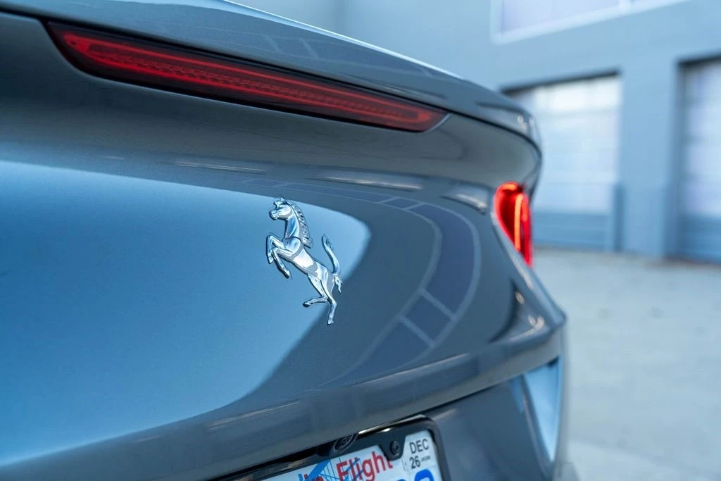 2022 Ferrari 812 GTS - Image 19 of 21