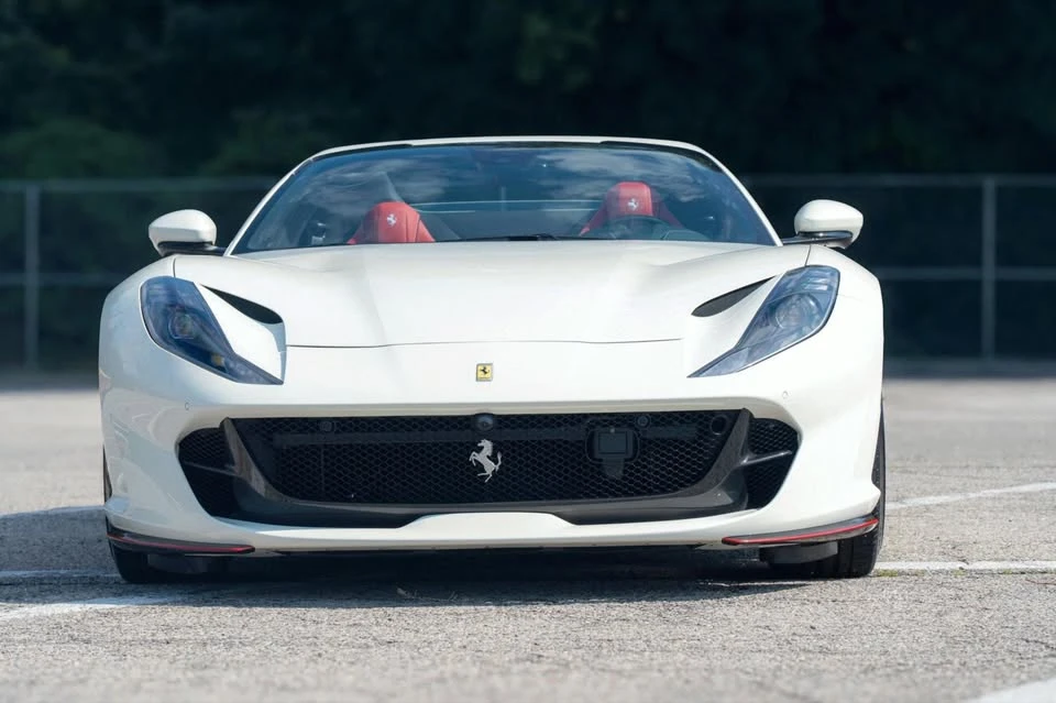 2022 Ferrari 812 GTS - Image 7 of 15