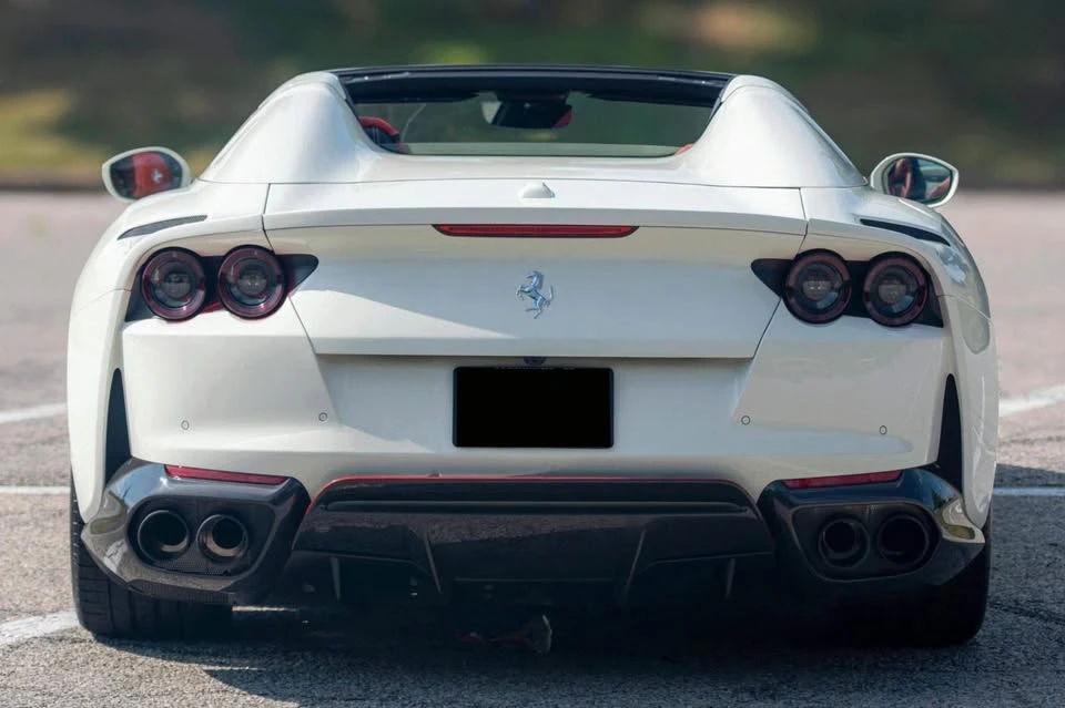 2022 Ferrari 812 GTS - Image 5 of 15