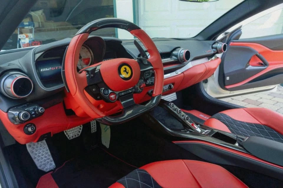 2022 Ferrari 812 GTS - Image 7 of 13