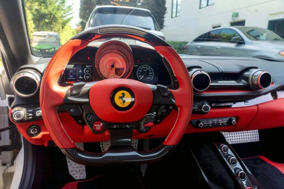 2022 Ferrari 812 GTS - Image 9 of 13