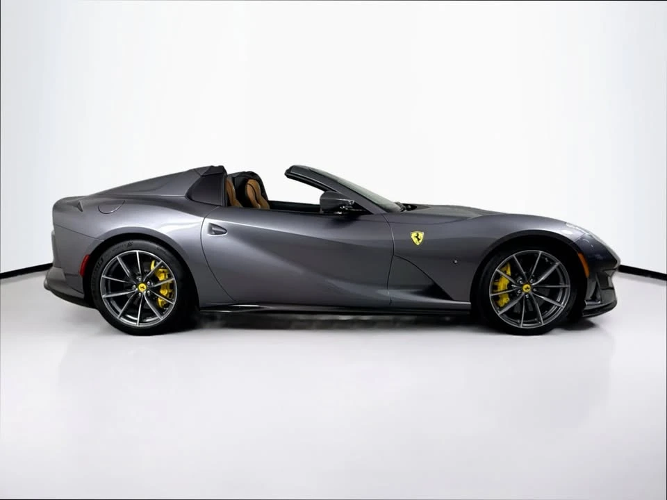 2022 Ferrari 812 GTS - Image 8 of 19