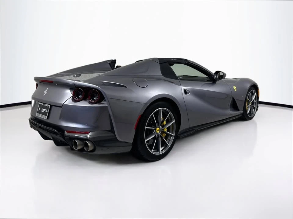 2022 Ferrari 812 GTS - Image 7 of 19