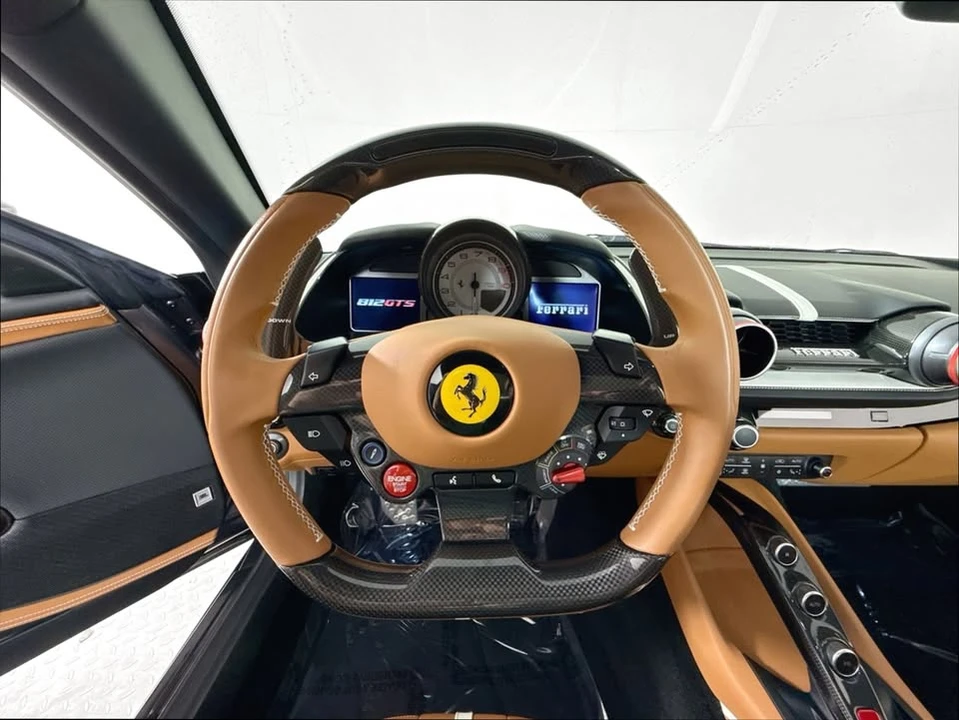 2022 Ferrari 812 GTS - Image 10 of 19