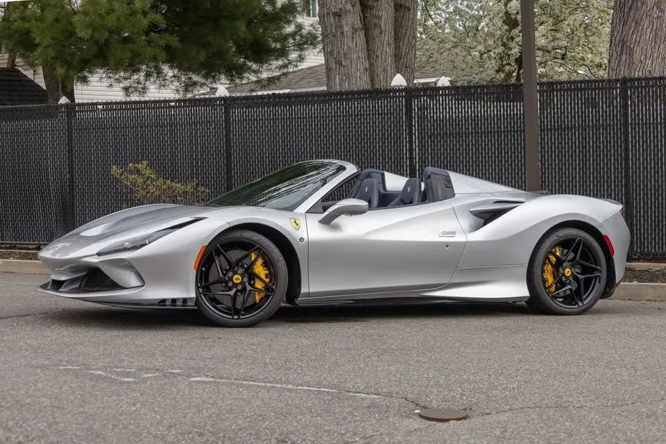 2022 Ferrari F8 - Image 2 of 5