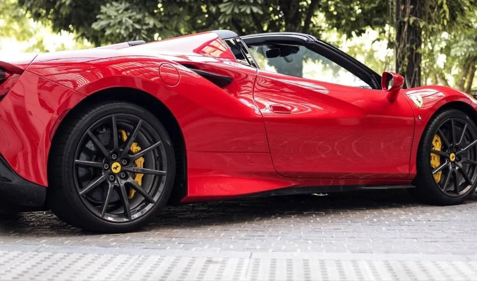 2022 Ferrari F8 - Image 8 of 16