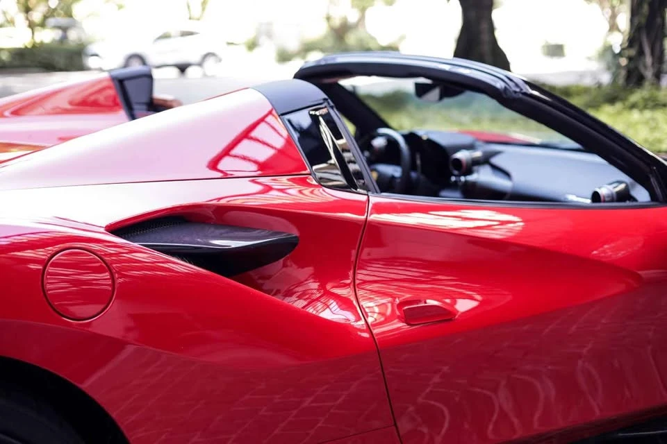 2022 Ferrari F8 - Image 9 of 16