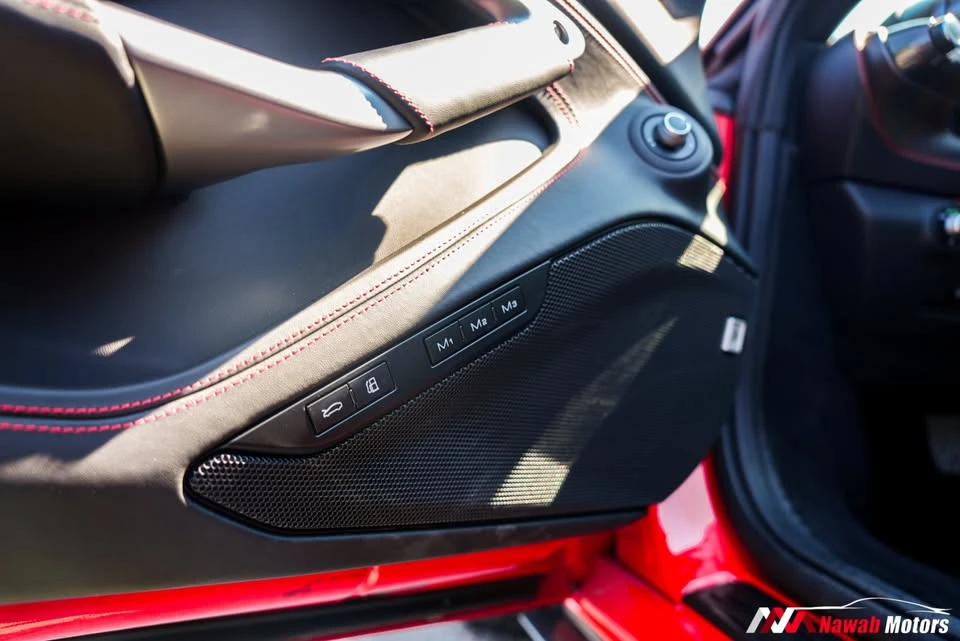 2022 Ferrari F8 Spider - Image 7 of 10