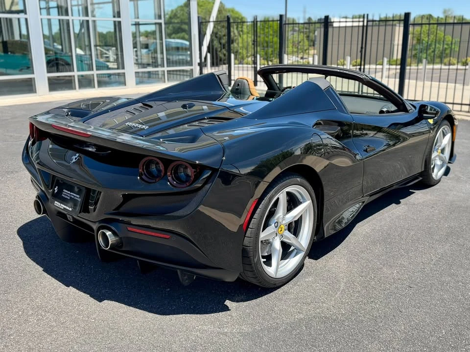 2022 Ferrari F8 Spider - Image 4 of 13