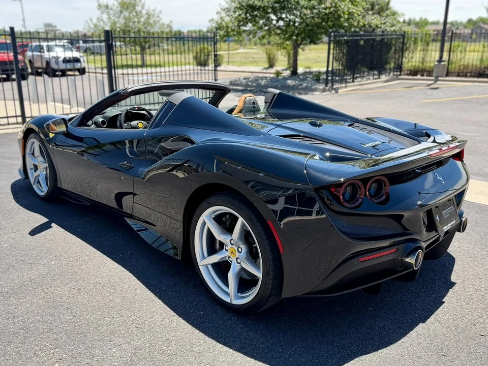 2022 Ferrari F8 Spider - Image 3 of 13