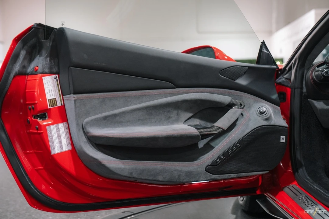 2022 Ferrari F8 Spider - Image 10 of 12