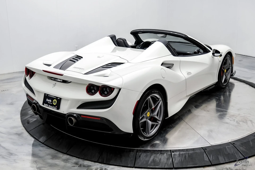 2022 Ferrari F8 Spider - Image 25 of 31