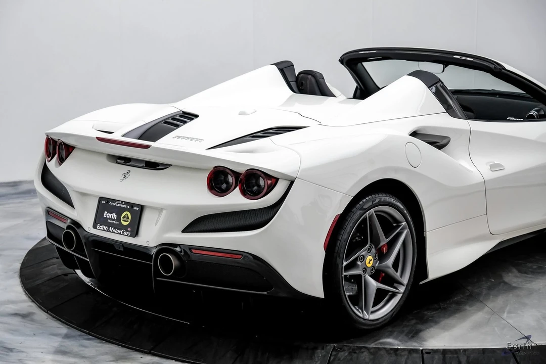 2022 Ferrari F8 Spider - Image 26 of 31