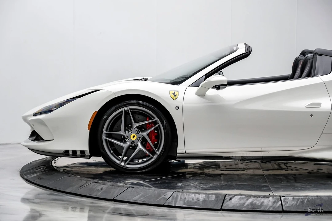 2022 Ferrari F8 Spider - Image 11 of 31