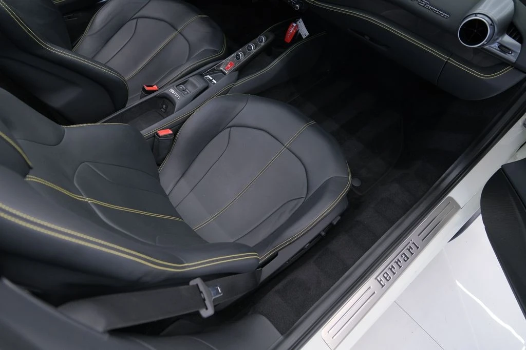2022 Ferrari F8 Spider - Image 21 of 31