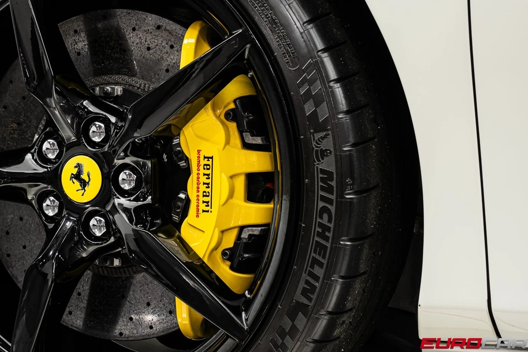 2022 Ferrari F8 Spider - Image 27 of 31