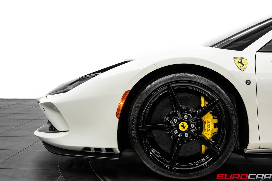 2022 Ferrari F8 Spider - Image 17 of 31