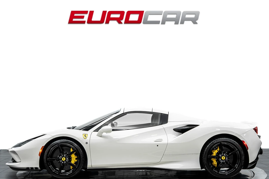 2022 Ferrari F8 Spider - Image 3 of 31