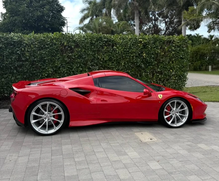 2022 Ferrari F8 Spider - Image 9 of 18