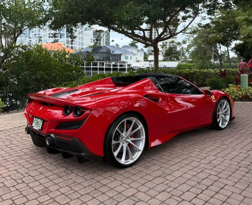2022 Ferrari F8 Spider - Image 12 of 18