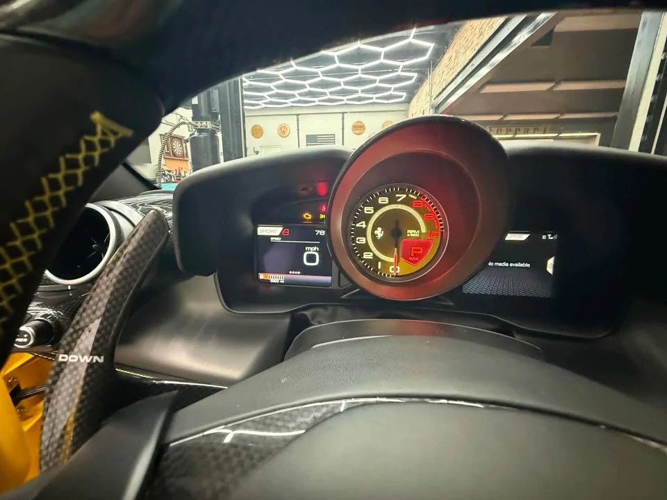 2022 Ferrari F8 Spider - Image 10 of 11