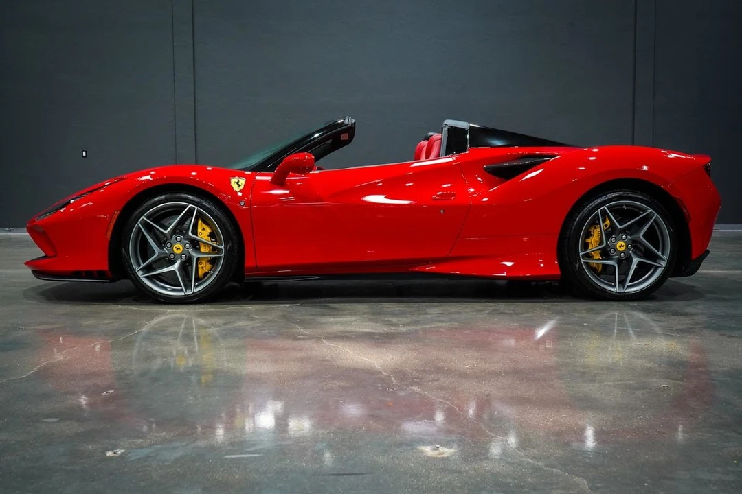 2022 Ferrari F8 Spider - Image 2 of 31