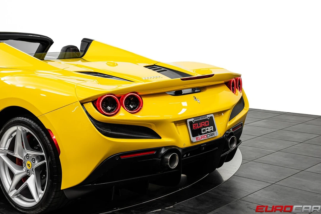 2022 Ferrari F8 Spider - Image 20 of 31