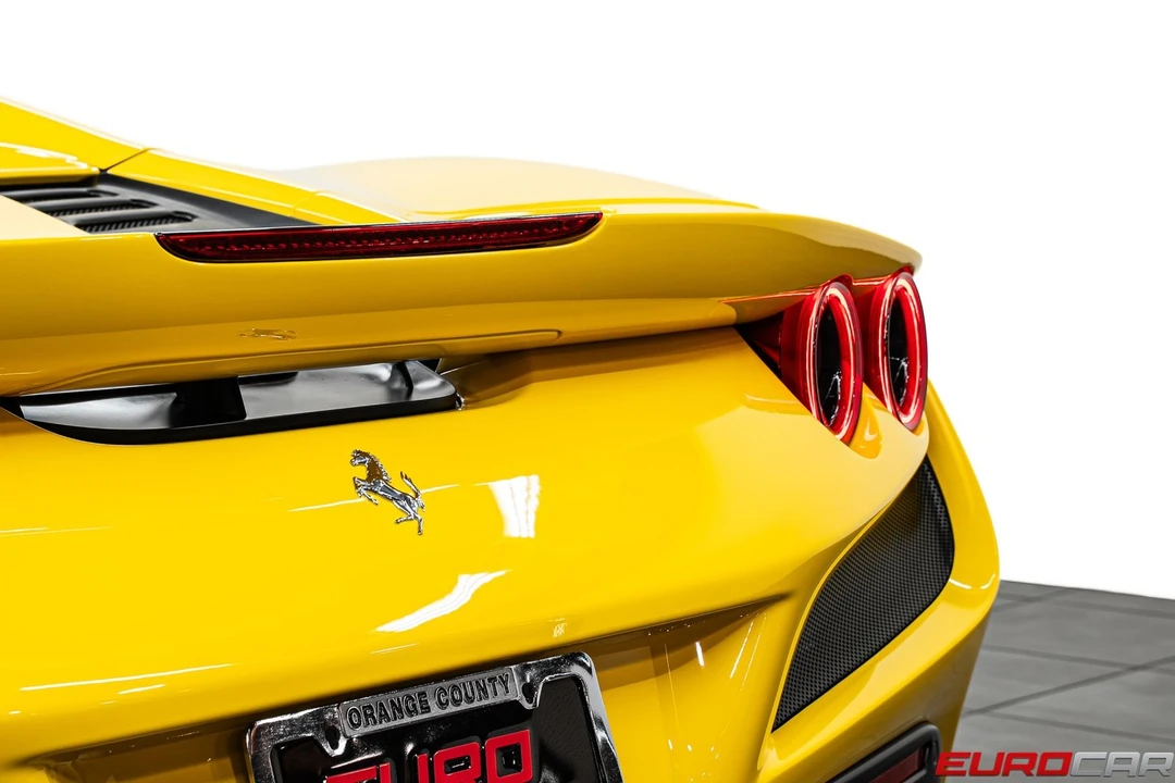 2022 Ferrari F8 Spider - Image 23 of 31
